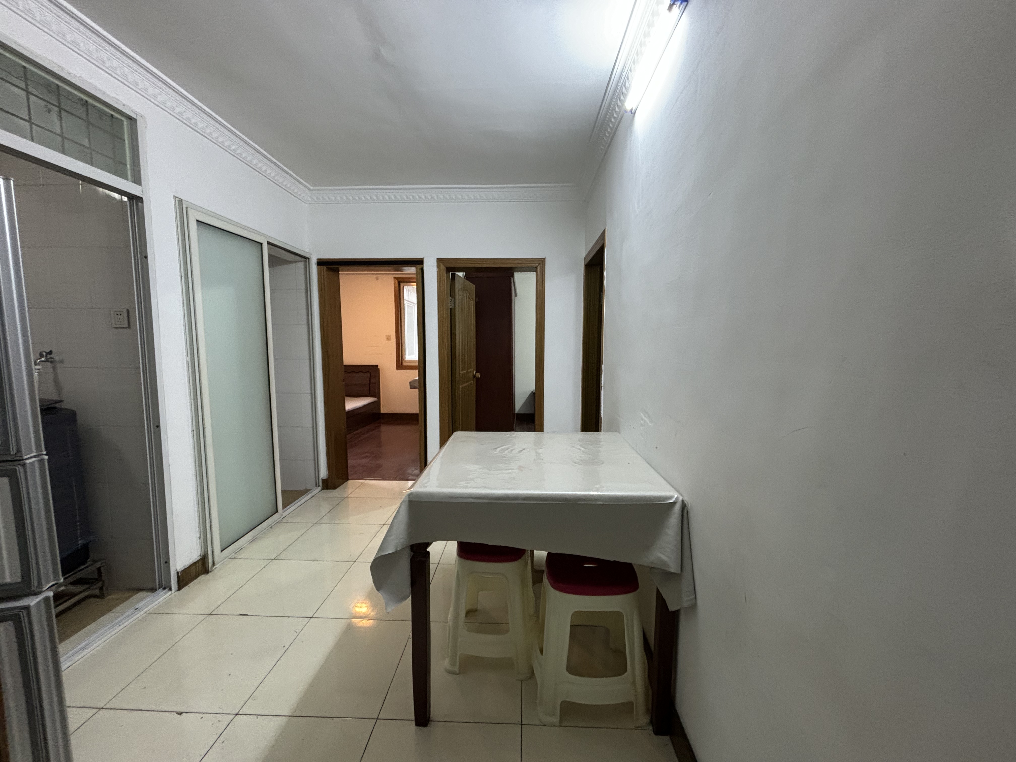 青年中路9号 3室1厅1卫 68.38m&sup2;