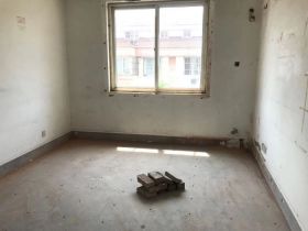 外滩小区 5室3厅2卫 222m²