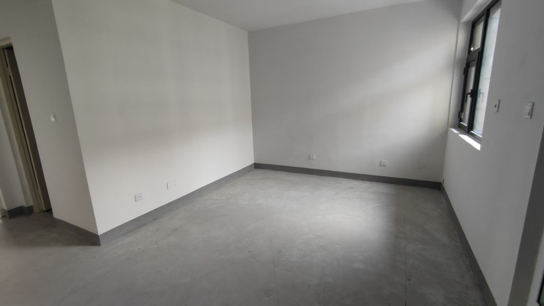 百花馨苑 2室1厅1卫 89m&sup2;