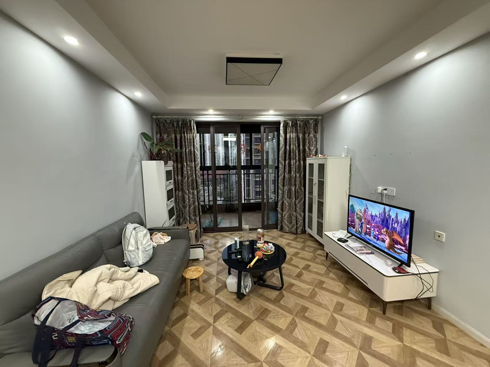 皇家花园北区 3室2厅1卫 129.47m&sup2;