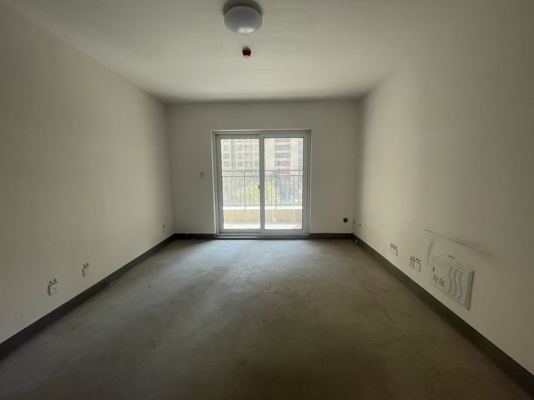世茂新界 3室2厅2卫 121.15m&sup2;