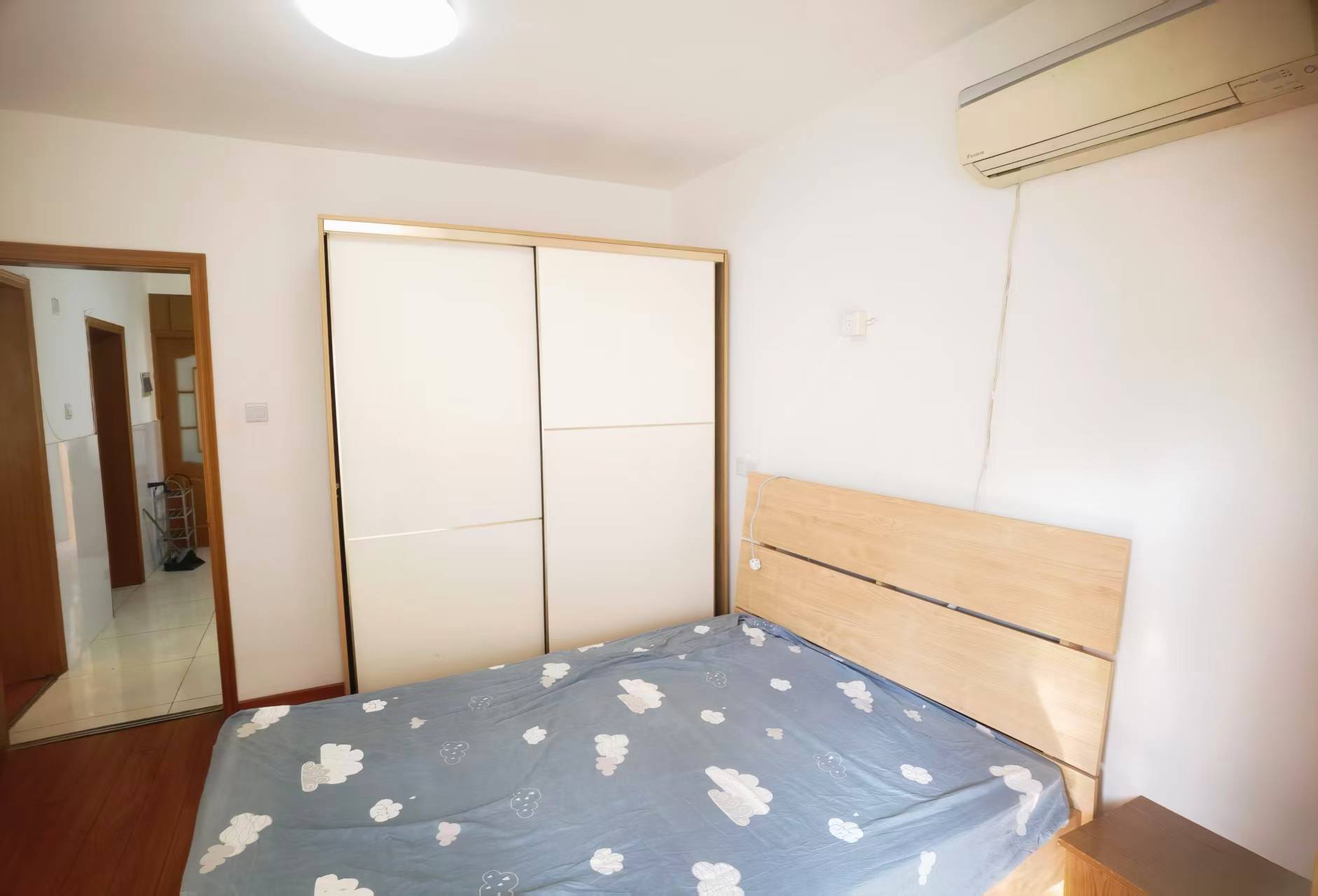 易家桥新村 2室1厅1卫 64m&sup2;