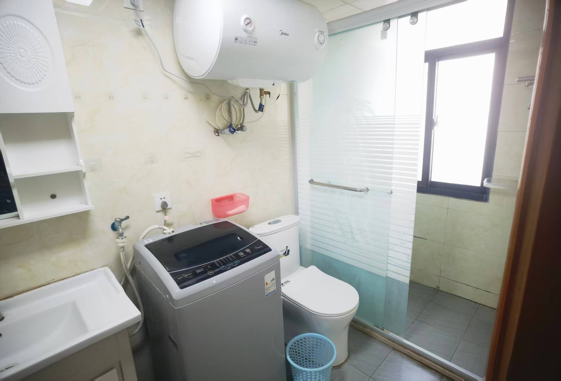 易家桥新村 2室1厅1卫 68m&sup2;