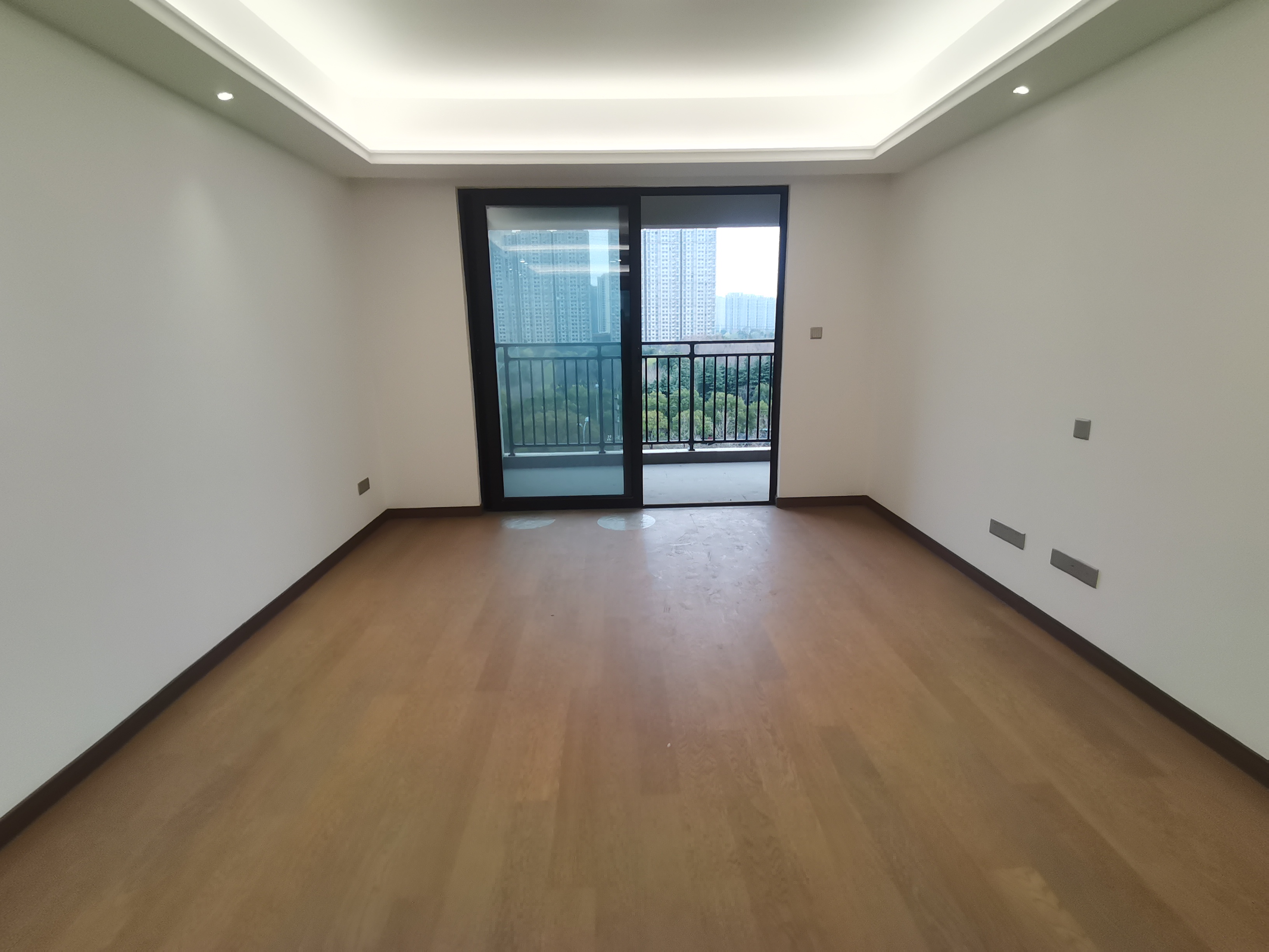 中海上东区 3室2厅2卫 125.49m&sup2;
