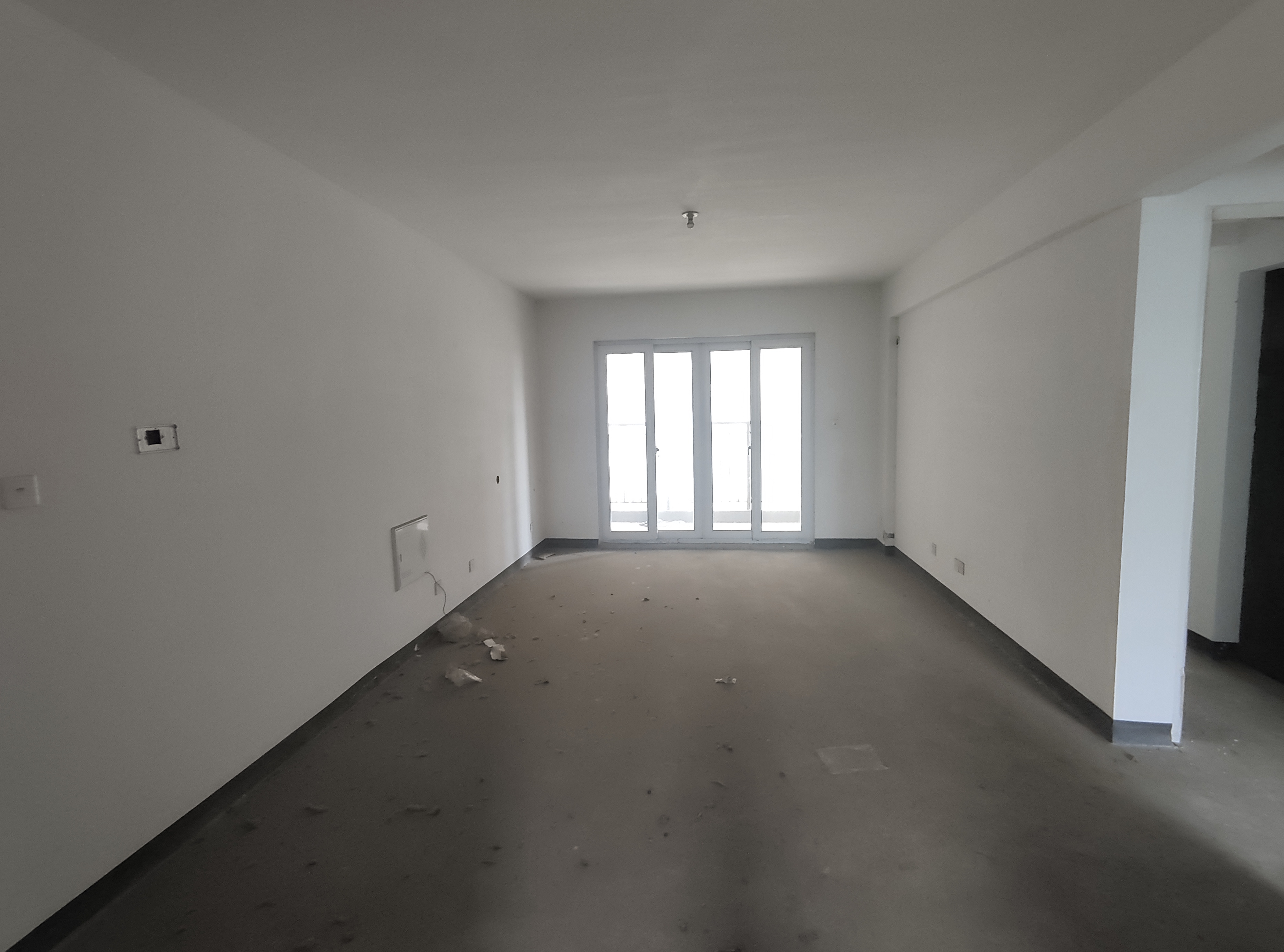 南山国际社区 3室2厅2卫 101m&sup2;