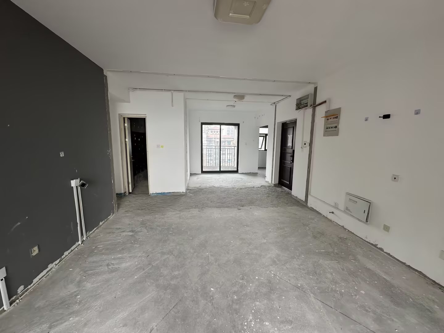 华强城四期 4室2厅2卫 141.69m&sup2;