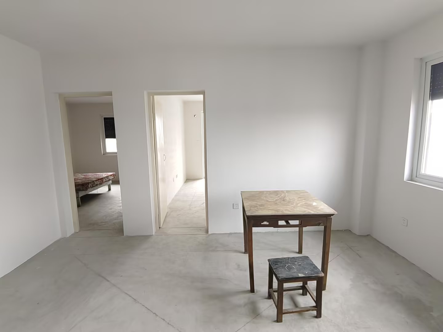 景明花苑 2室2厅1卫 98m&sup2;
