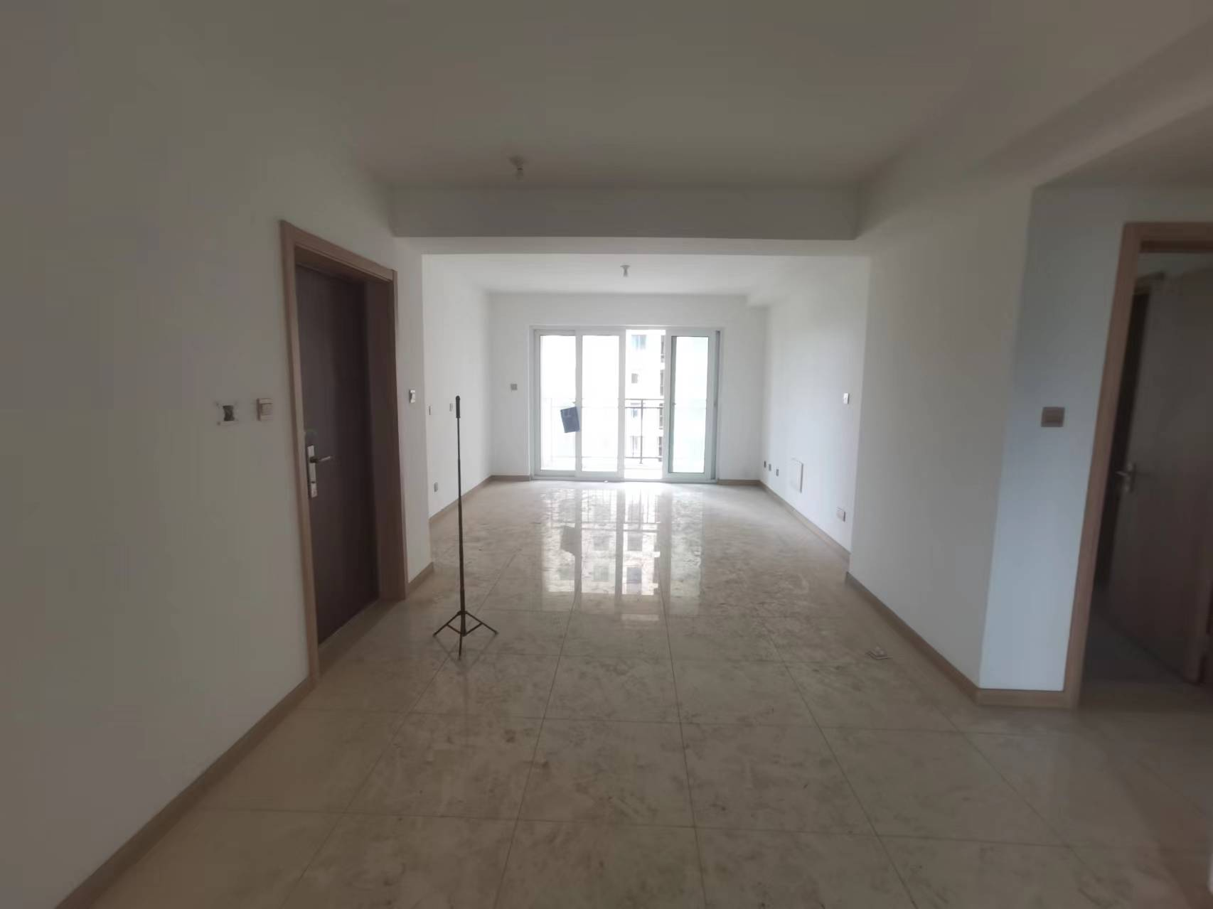 世茂九龙庭 3室2厅2卫 126.28m&sup2;