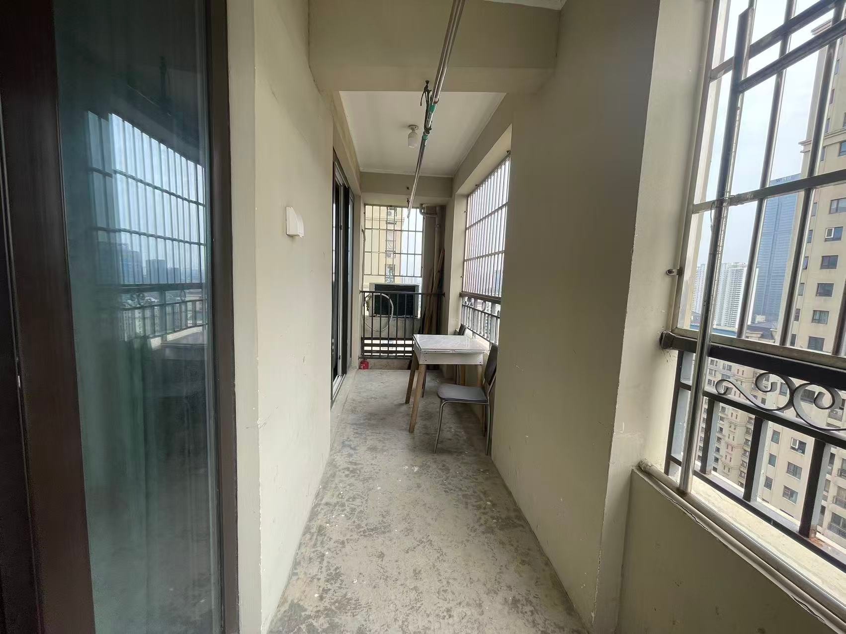 南通橡树湾 2室2厅1卫 99m&sup2;