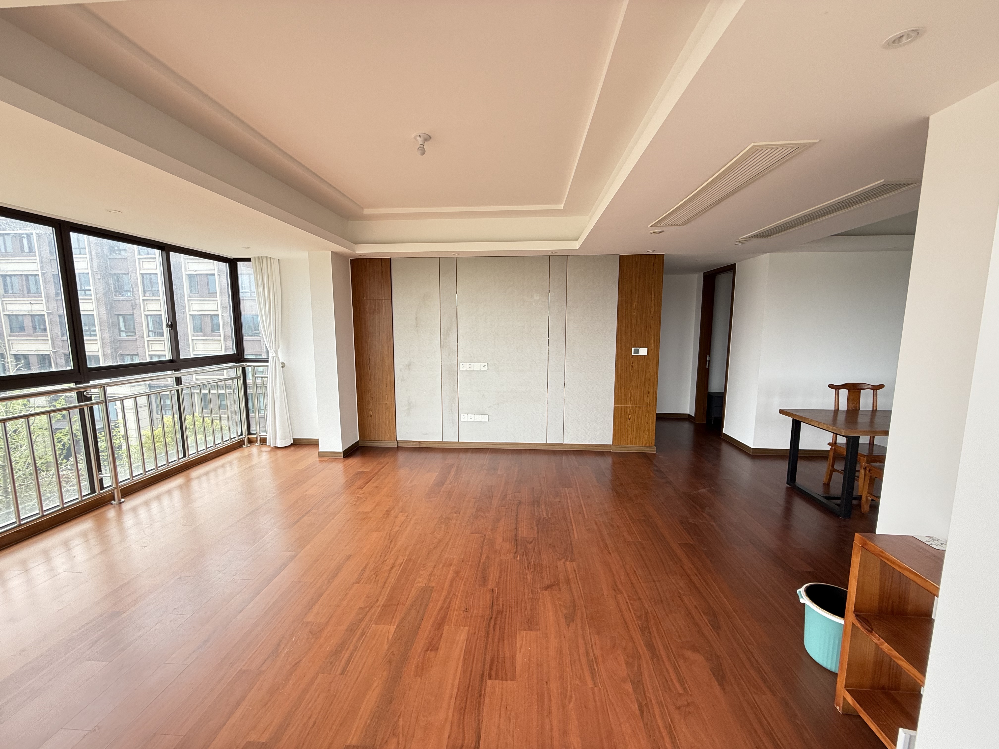 盛和九里香堤二期 3室2厅2卫 144.00m&sup2;