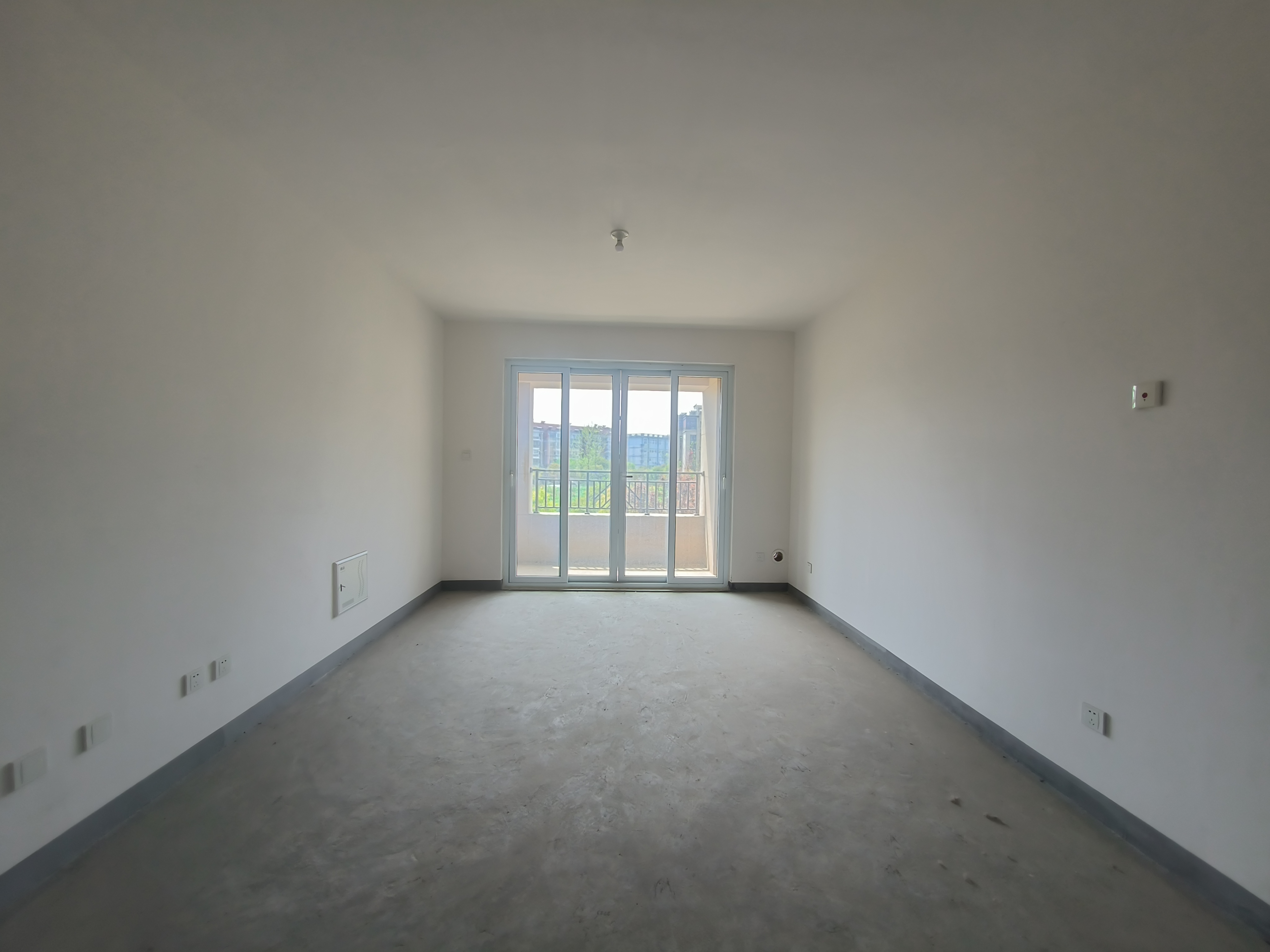 金地繁茂里 4室2厅2卫 118m&sup2;