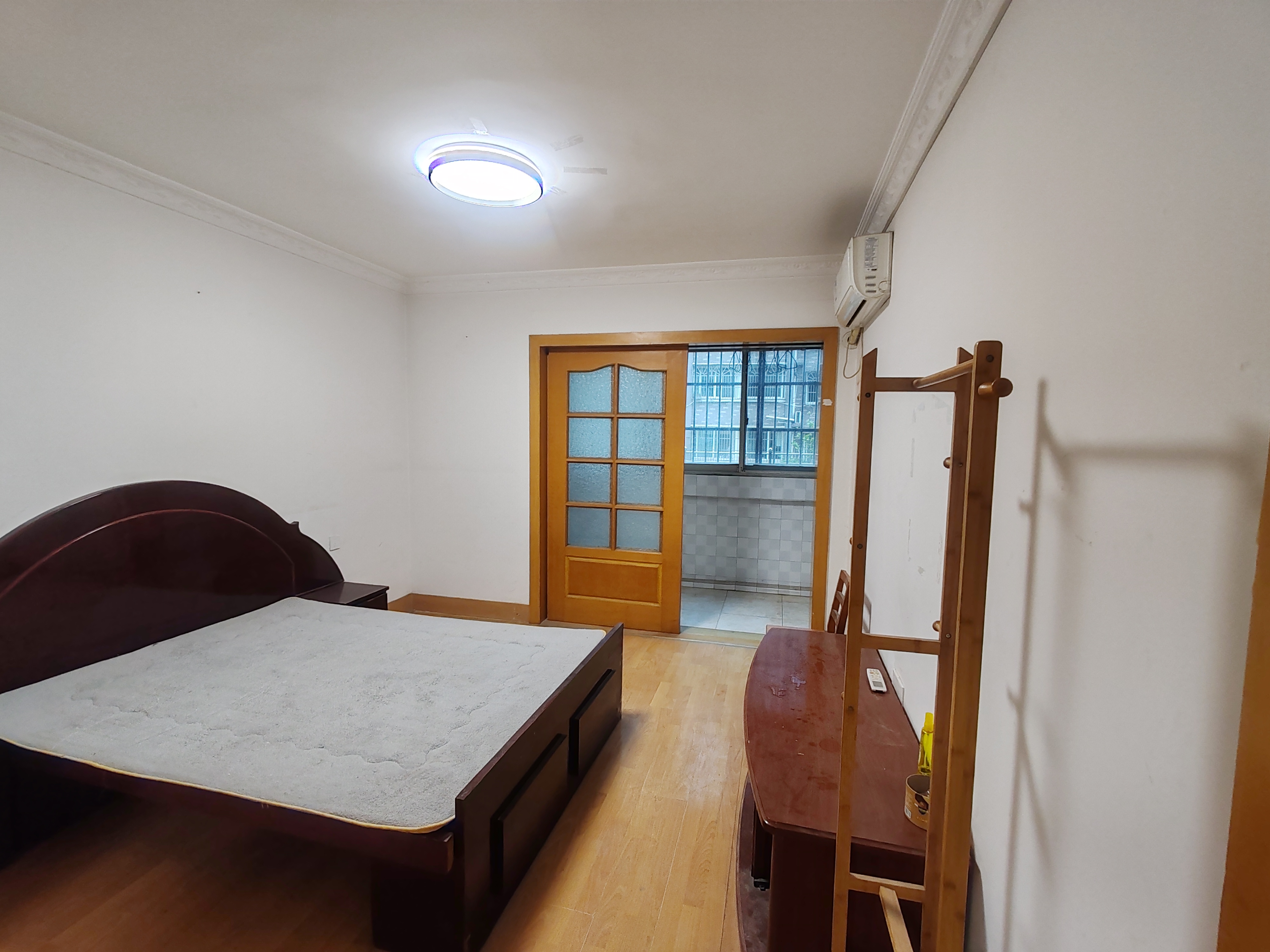 新桥北村 1室1厅1卫 47m&sup2;