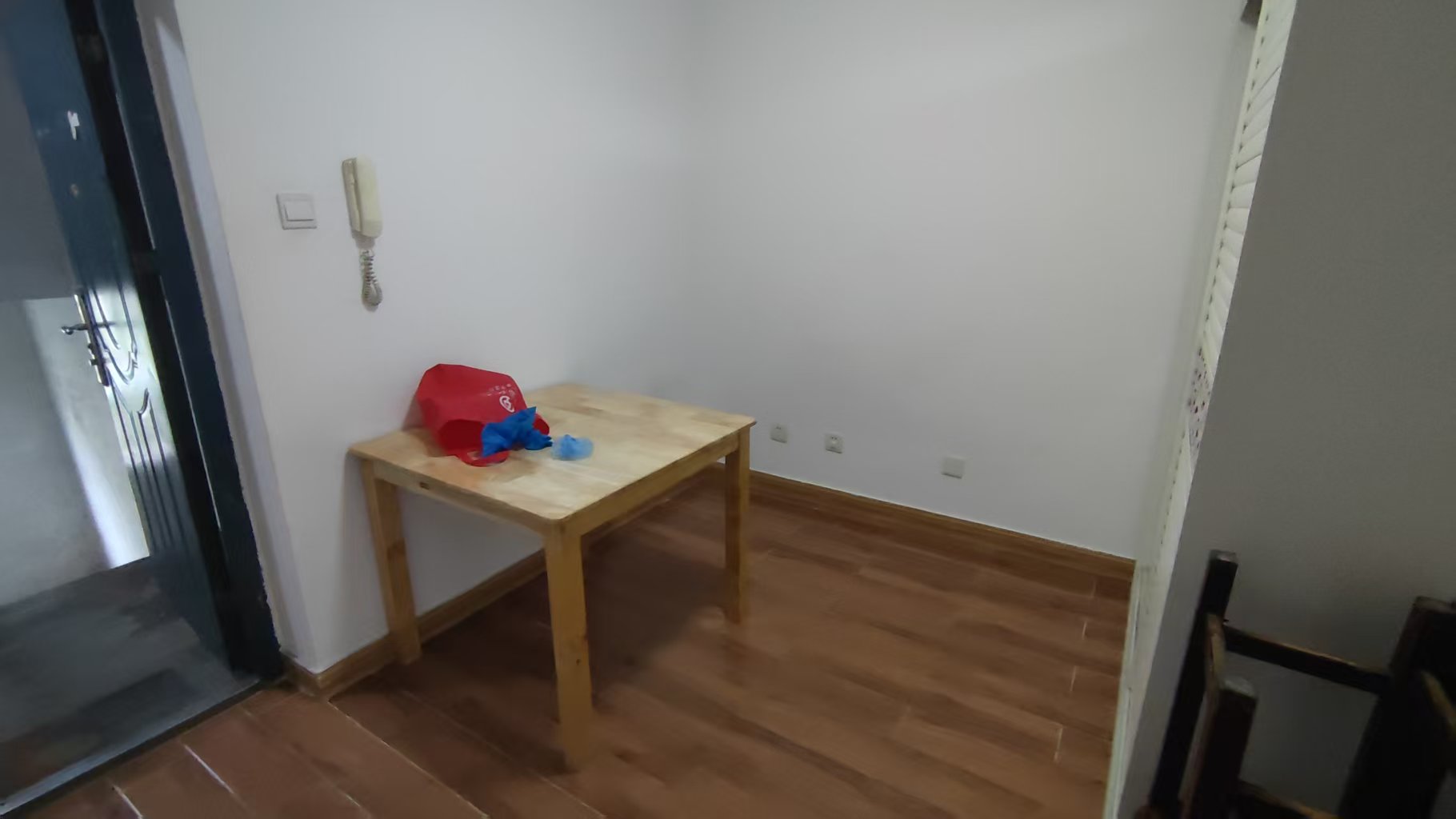 城港花苑西区 1室1厅1卫 46m&sup2;