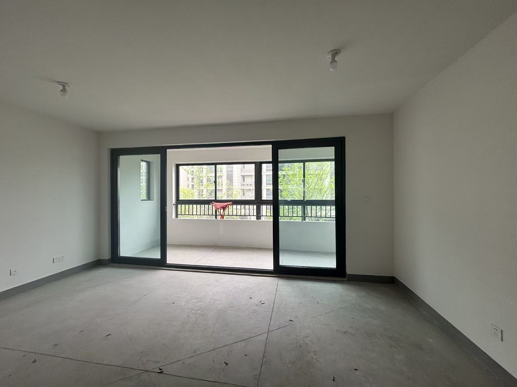 观江海 3室2厅1卫 112.63m&sup2;