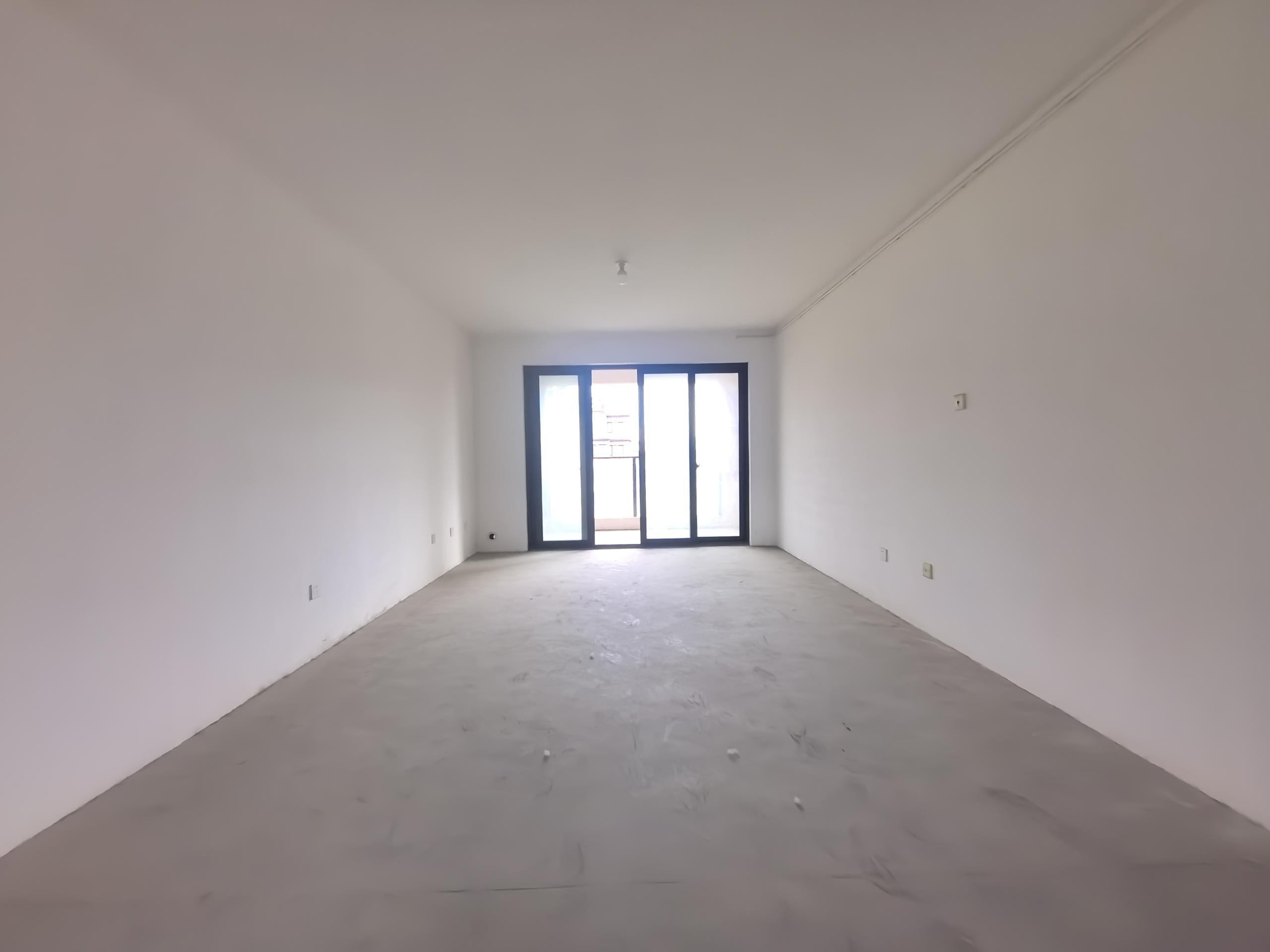 盛和九里香堤 3室2厅2卫 124m&sup2;