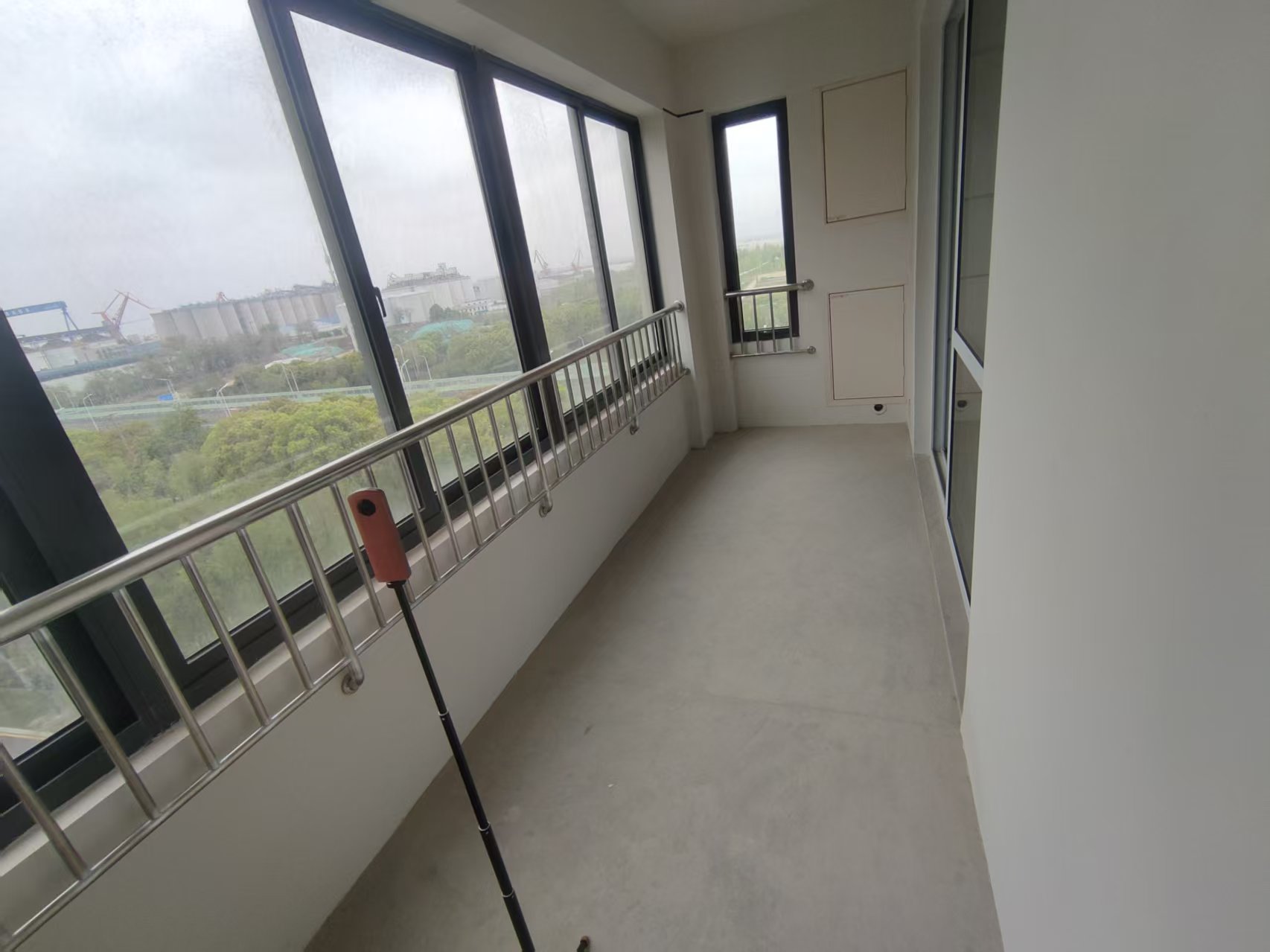 任港嘉苑 3室2厅1卫 106m&sup2;