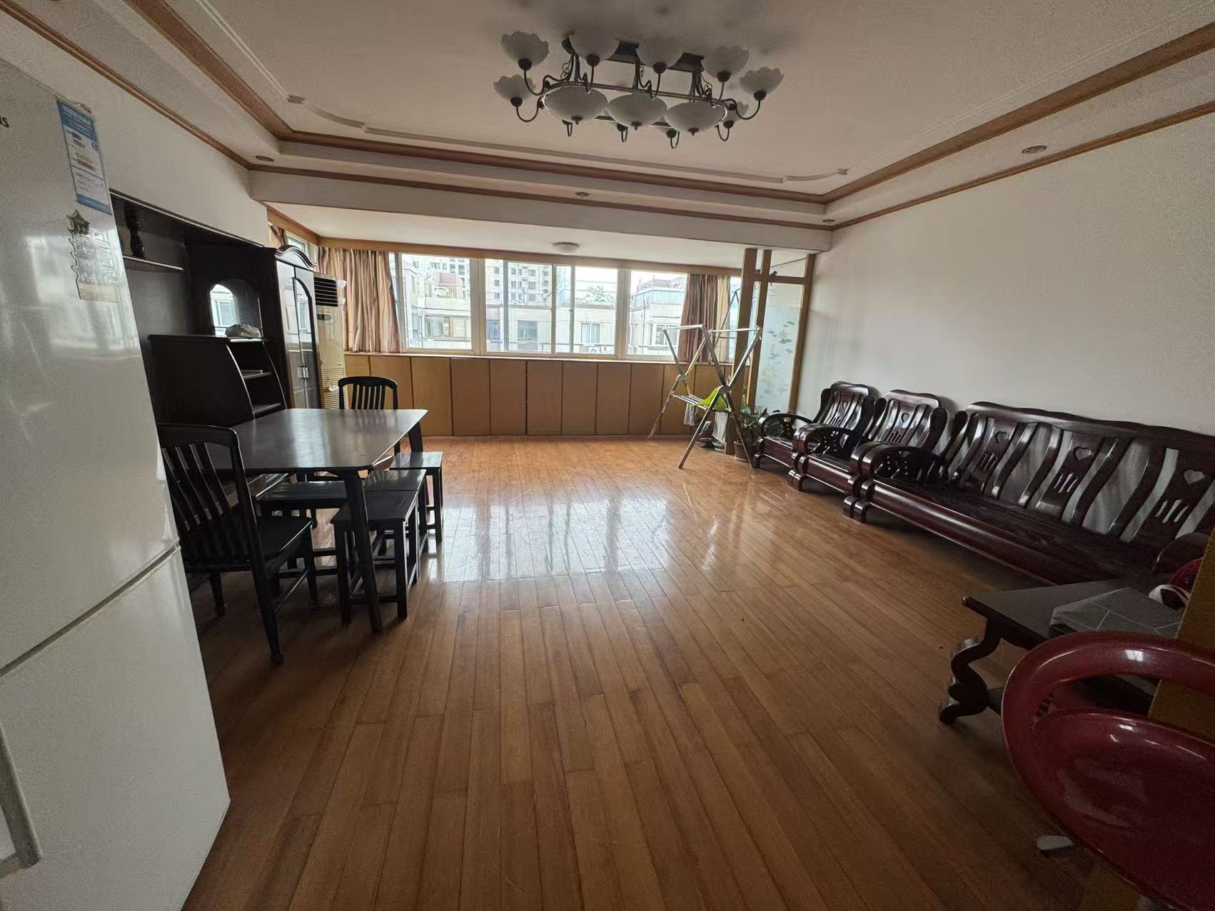 陈家小园西区 5室1厅2卫 139.71m&sup2;