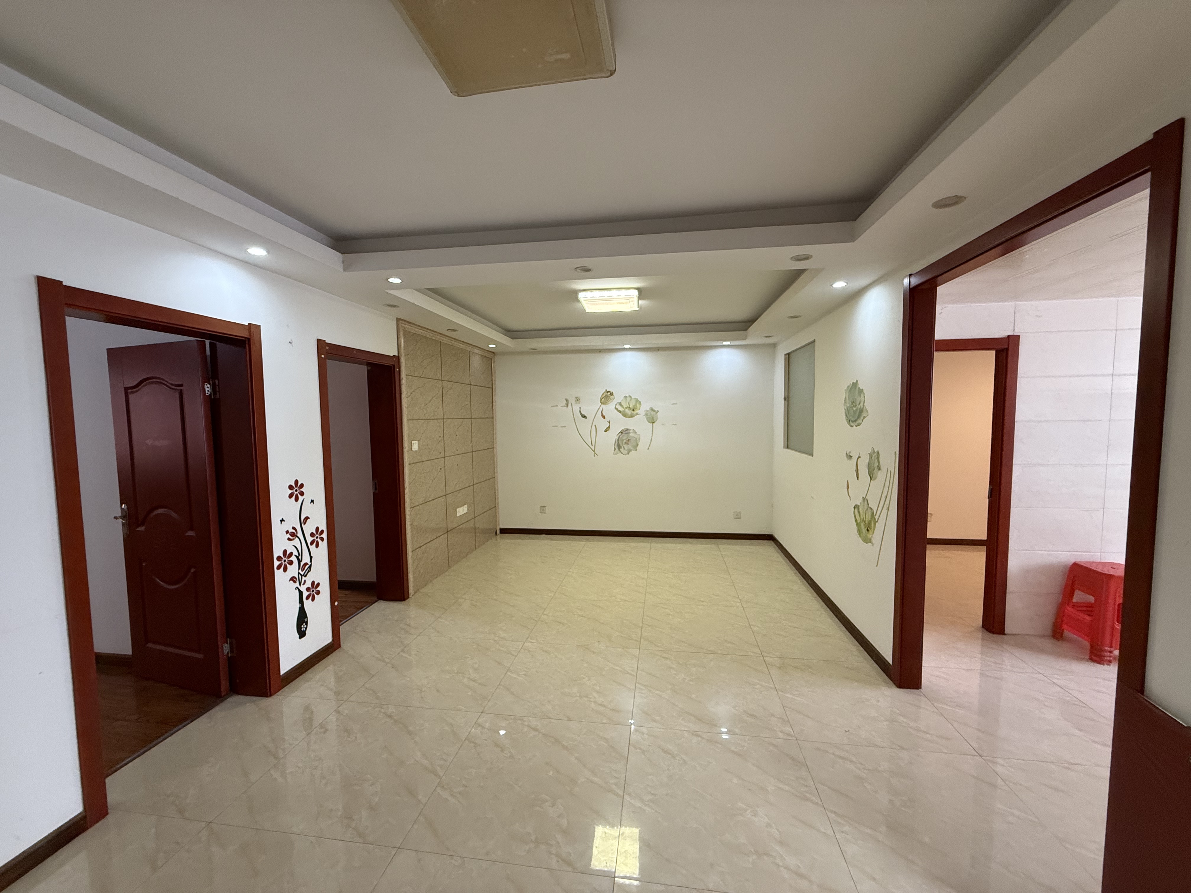 秦灶新村南区 3室1厅1卫 110m&sup2;