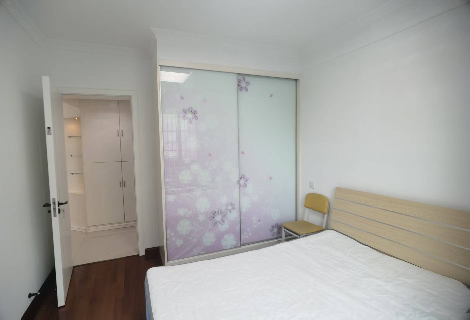 名都广场 2室2厅1卫 91m&sup2;