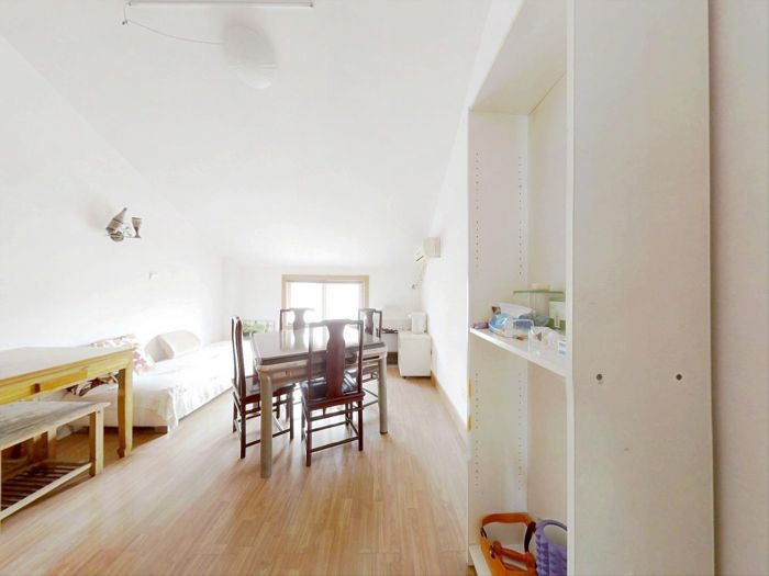 文峰花苑 7室2厅3卫 237.17m&sup2;