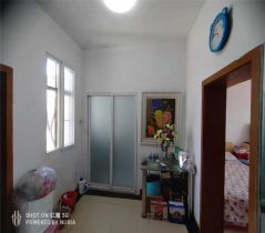 易家桥新村 2室1厅1卫 63.00m&sup2;