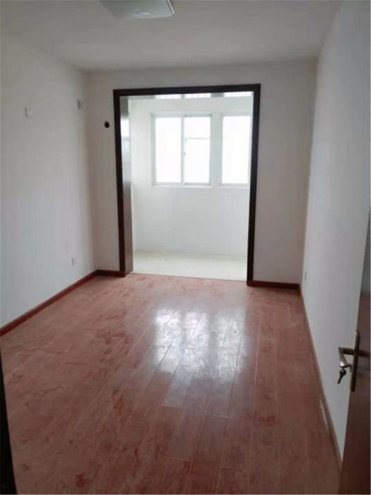 和盛林荫水岸 4室2厅1卫 140m&sup2;