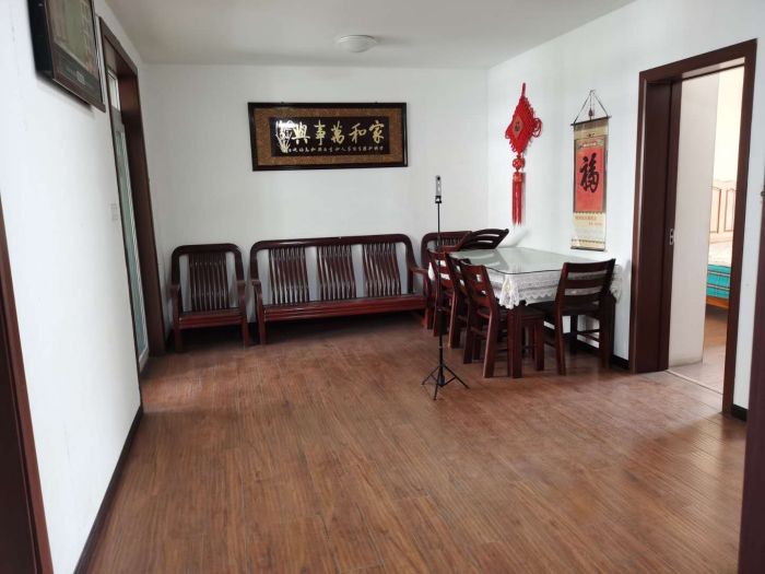 锦安花园 2室1厅1卫 92m&sup2;