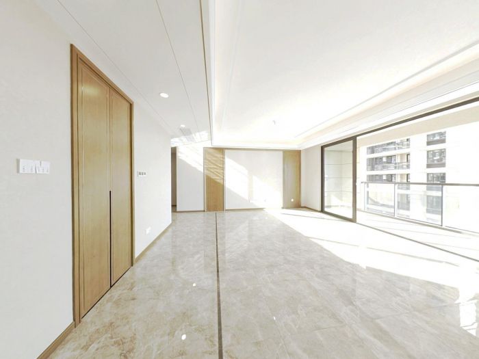 绿城沁园 4室2厅2卫 178m&sup2;