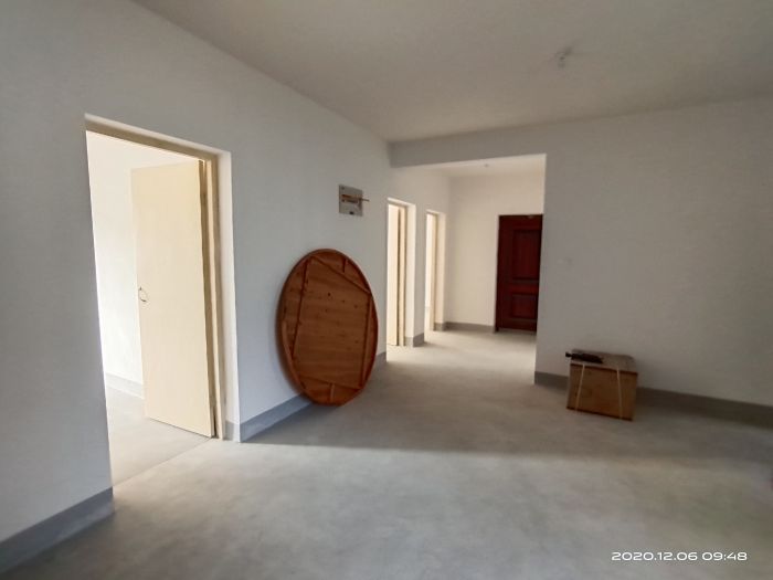 紫东南苑 3室1厅1卫 120m&sup2;