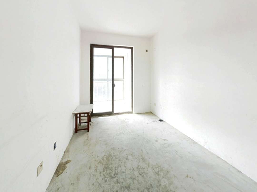 同和嘉苑 3室1厅1卫 114m&sup2;