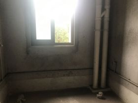 盛和花半里 3室1厅1卫 128m&sup2;