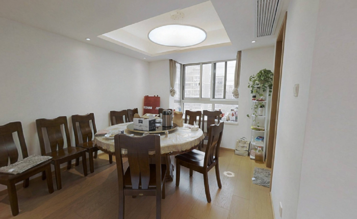 天安花园 5室2厅2卫 170m&sup2;
