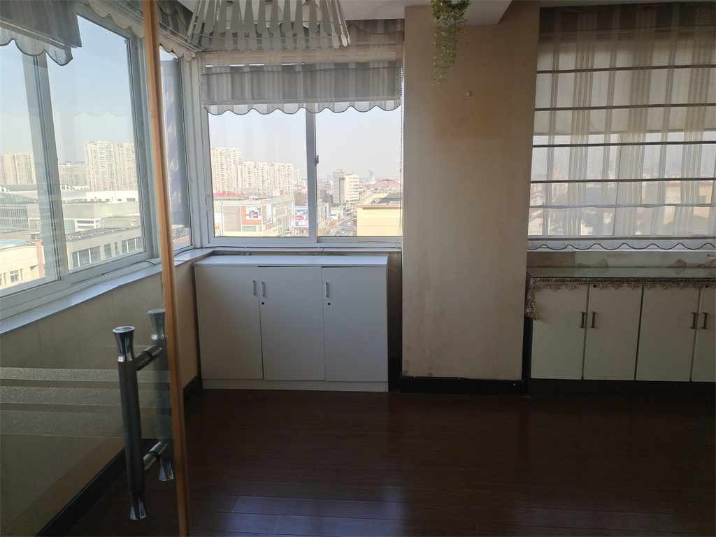 北濠大厦 3室2厅2卫 115m&sup2;