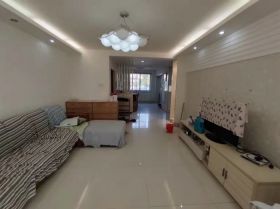 春晖花园 3室2厅1卫 136m&sup2;