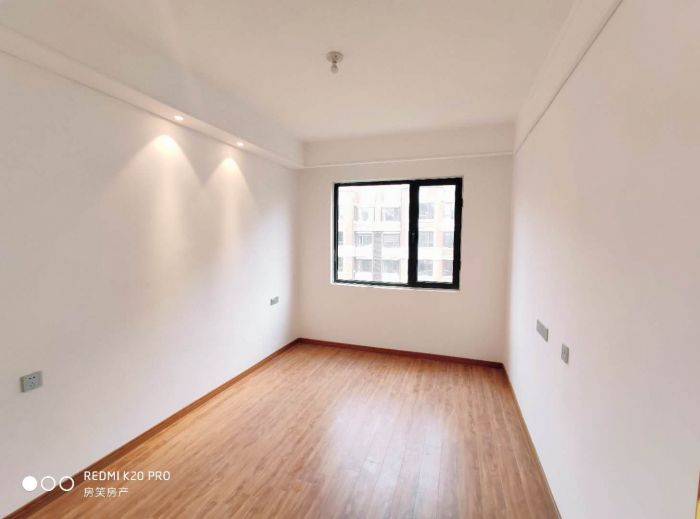 佳期漫 5室2厅2卫 143m&sup2;