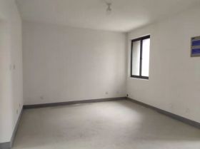 兴石花园 3室1厅1卫 104m&sup2;