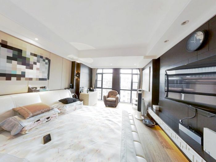 益兴名流府 5室2厅4卫 252.23m&sup2;