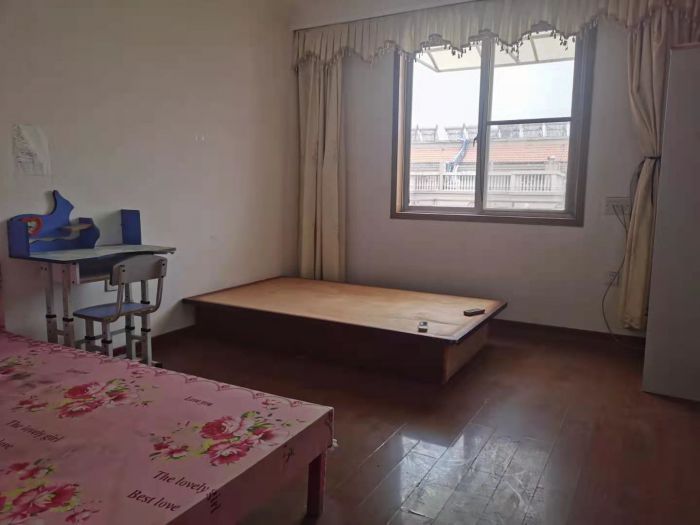 学田东苑 4室1厅1卫 73m&sup2;