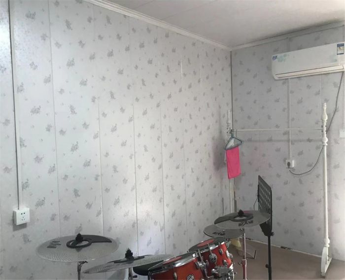 启秀路20号 1室1厅1卫 45m&sup2;