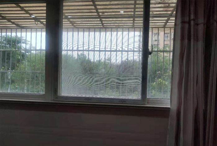 紫东花苑 3室2厅1卫 138.00m&sup2;
