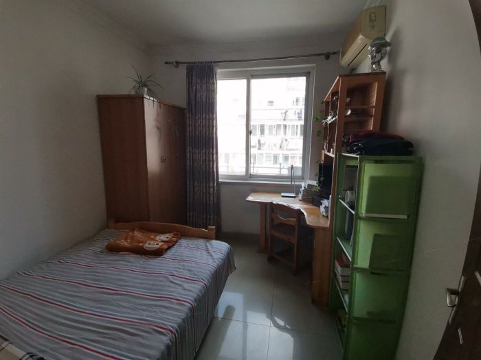 明珠花园 3室2厅2卫 121m&sup2;