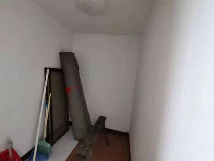 天都花苑 6室2厅2卫 225m&sup2;