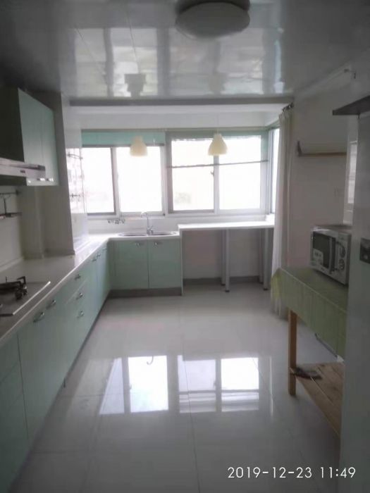 天安花园 4室2厅3卫 238m&sup2;