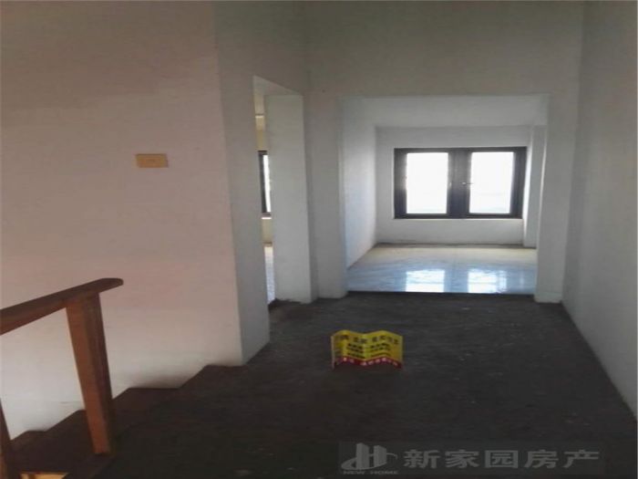 都市豪庭 5室2厅2卫 191.00m&sup2;