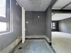 万科翡翠东第 5室2厅2卫 140m&sup2;