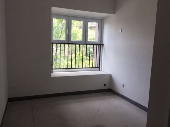 南山国际社区 4室2厅2卫 142m&sup2;