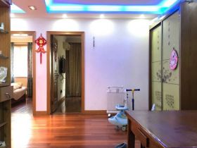 城港花苑 3室2厅1卫 110m&sup2;