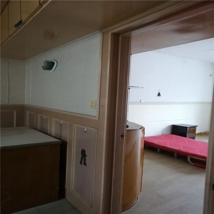 易家桥新村 2室1厅1卫 56m&sup2;