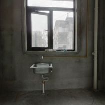 绿地新里城 3室2厅3卫 140m&sup2;