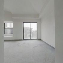 绿地新里城 3室2厅3卫 140m&sup2;